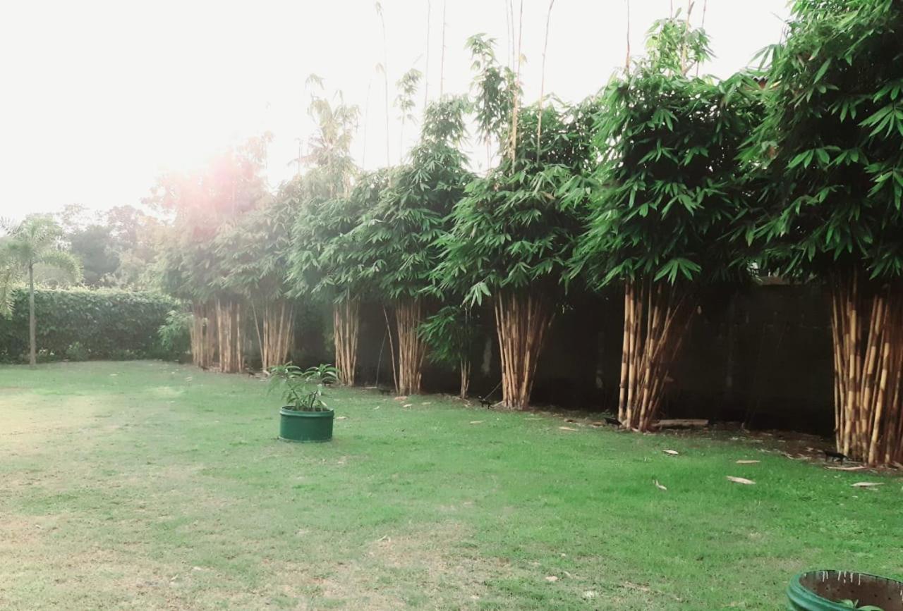 Kanora Lake Resort Maharagama Extérieur photo
